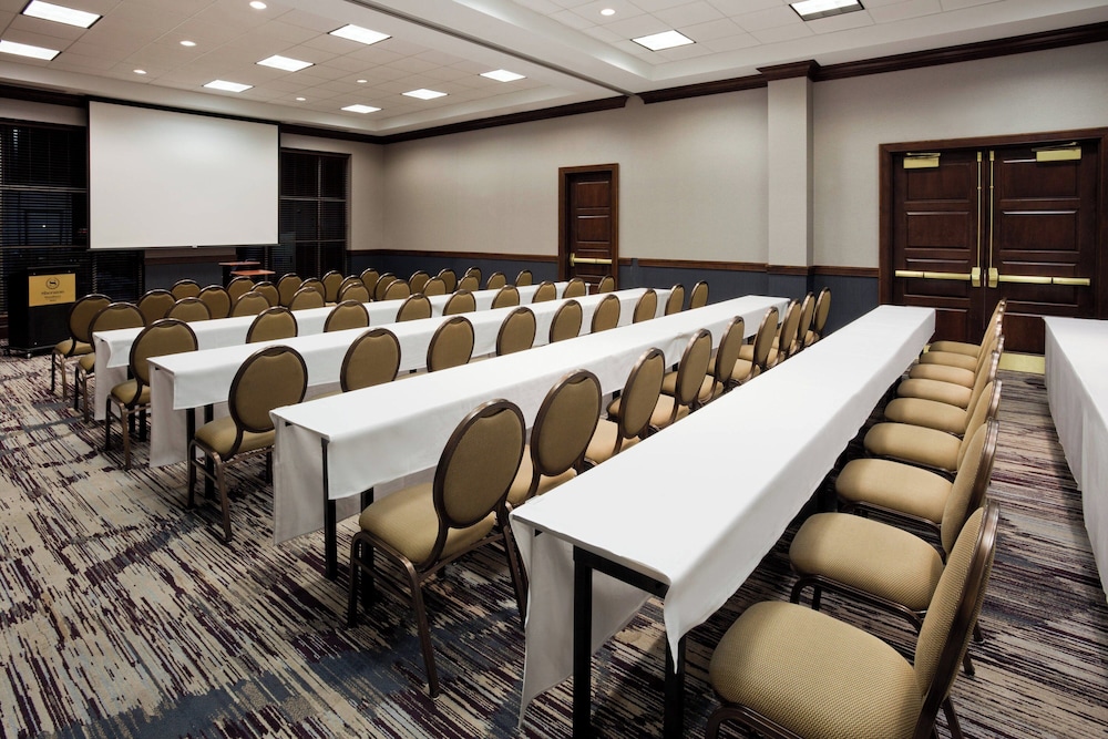 Sheraton St. Paul Woodbury Hotel - photo 29