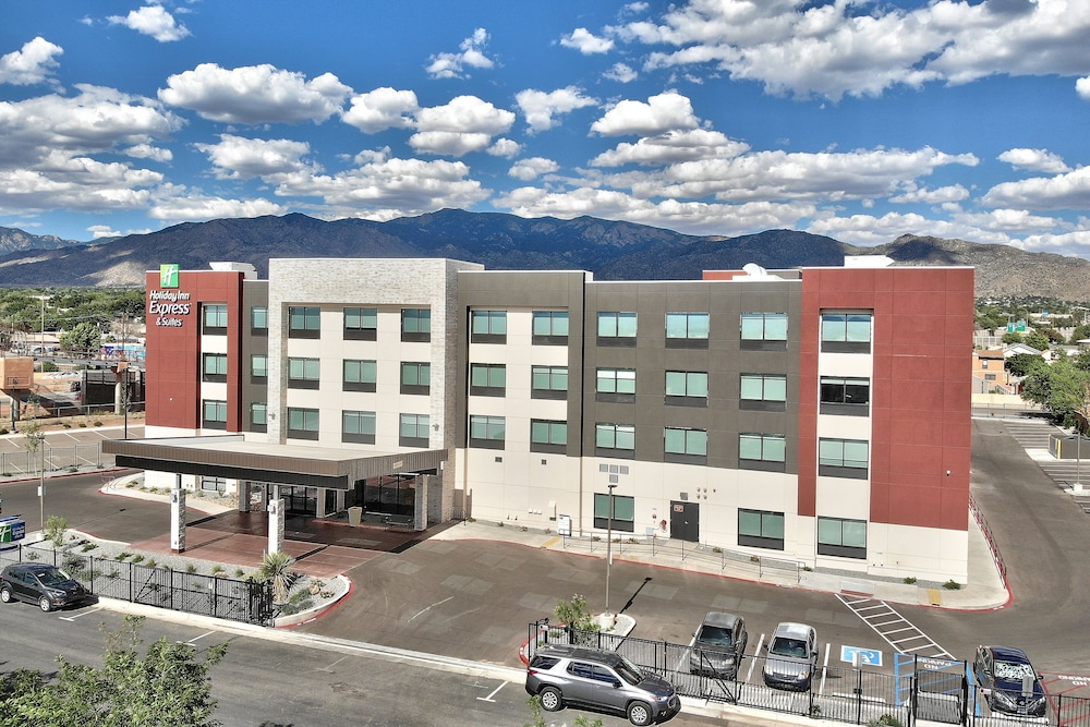 Holiday Inn Express & Suites Albuquerque East by IHG - featured photo