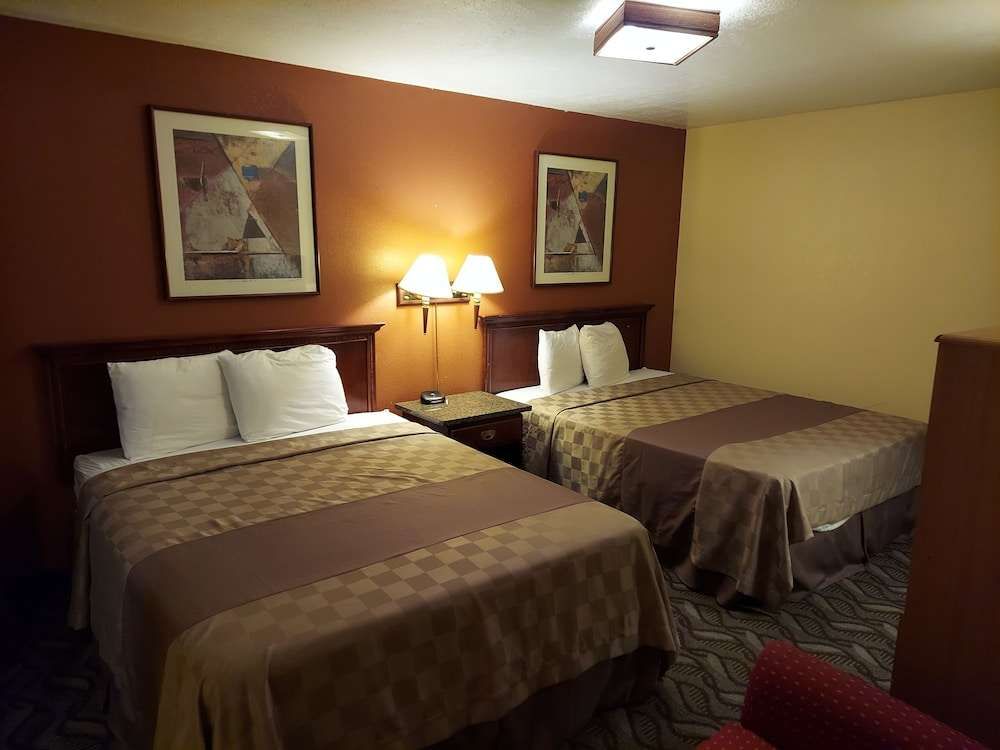 Vernals Best Value Inn - photo 7