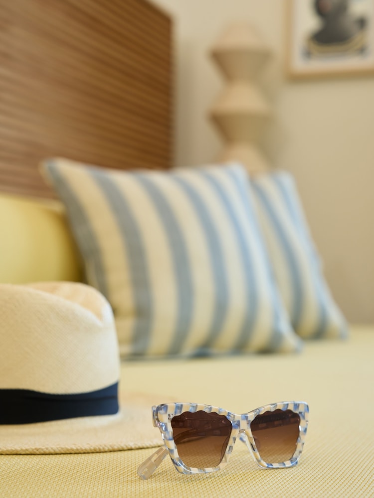 Silver Sands Motel & Beach Bungalows - photo 55