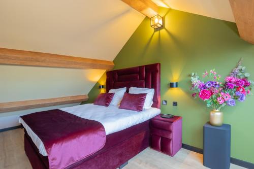 Villa Meer en Duin — 4-Star Luxury Hotel in Noordwijkerhout, Netherlands