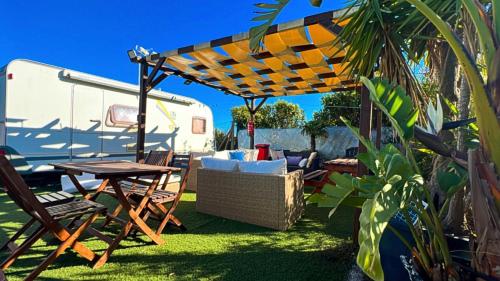 Caravanas Con Encanto El Palmar 2 in Cadiz, Spain