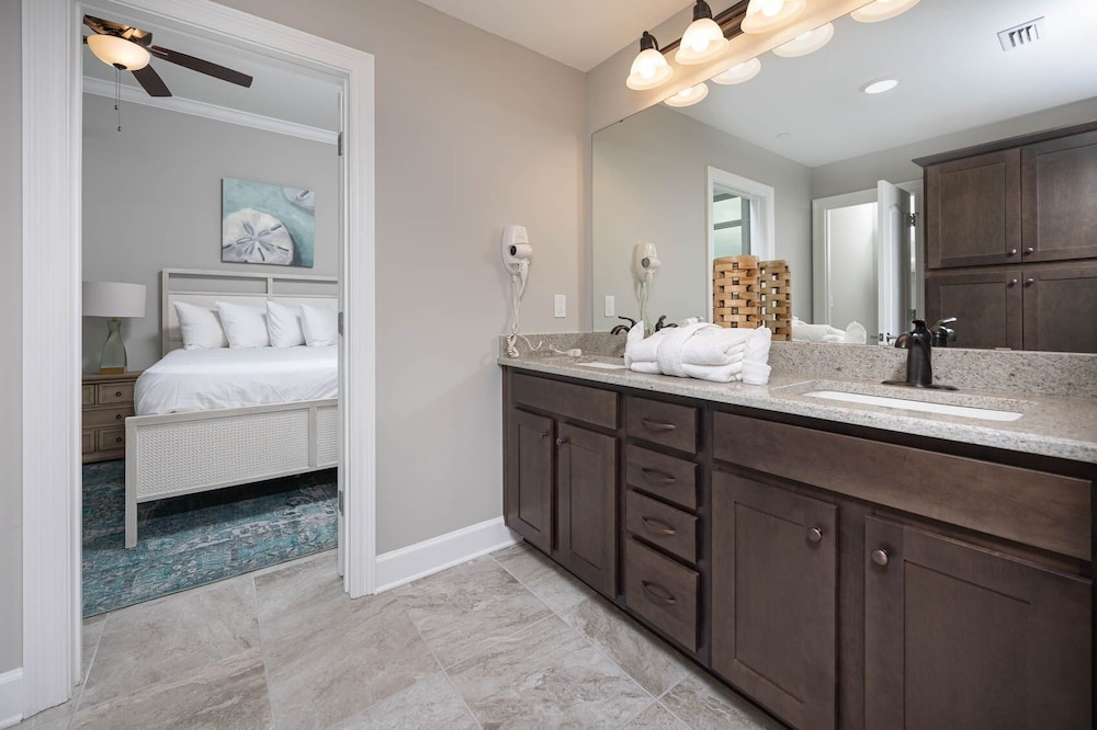 Phoenix Gulf Towers 1505 4 Bedroom Condo - photo 21