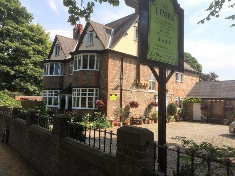 The Limes York — 4-Star Luxury Hotel in York, United Kingdom