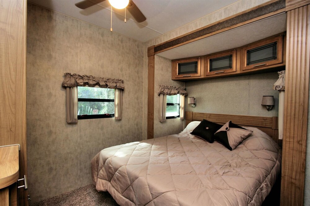 Homosassa River RV Resort - photo 4