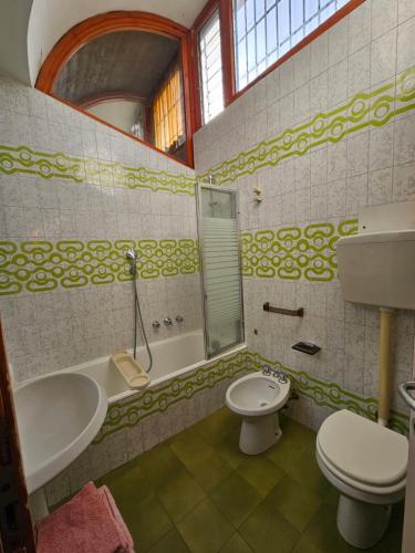 Villa di Design Nelle Colline Della Valsesia — 4-Star Luxury Hotel in Ghemme, Italy