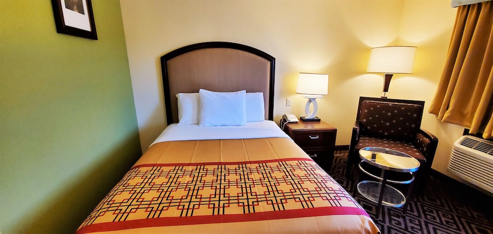 Travel Inn & Suites Sikeston Miner - photo 10