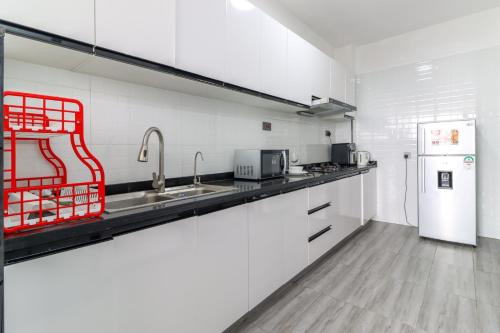 Newly Furnished Three Bedroom Apartment With Swimming Pool Fully Equipped Gym Children Playground Ample Parking Space And Unbeatable Scenic City Views