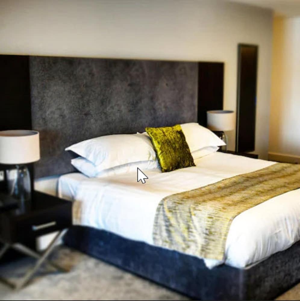 The Cliff Hotel & Spa in Cardigan, United Kingdom