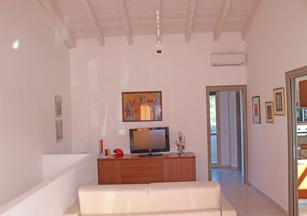 LaureLiving Holiday Home Vento di Spargi — 4-Star Luxury Hotel in La Maddalena, Italy