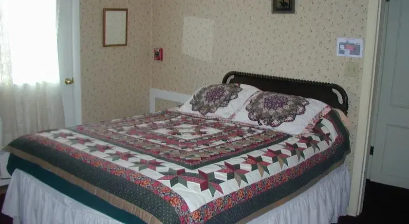 Silas Griffith Inn - photo 2
