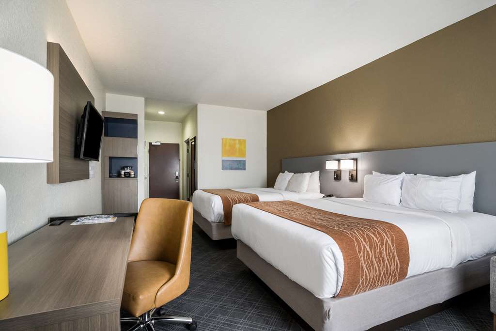 Comfort Inn & Suites Victoria North - photo 22