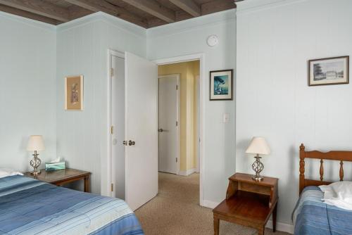 Admiral's Quarters by Oak Island Accommodations - photo 20