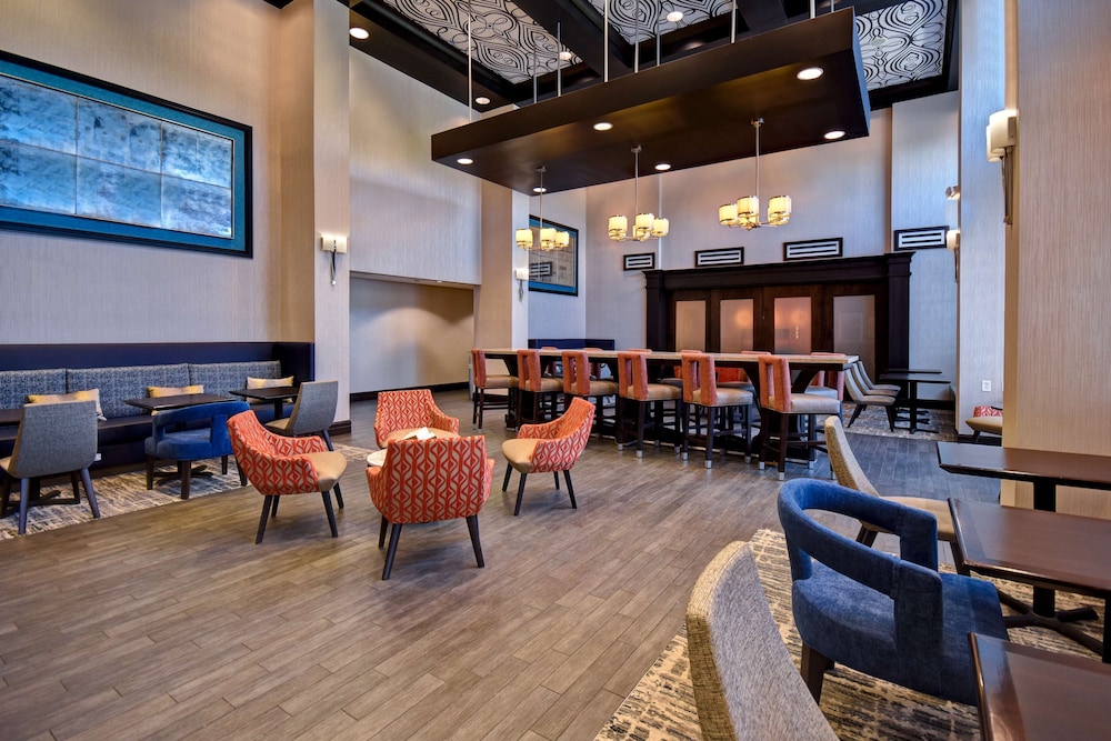 Hampton Inn & Suites Columbia South Fort Meade Area - photo 50