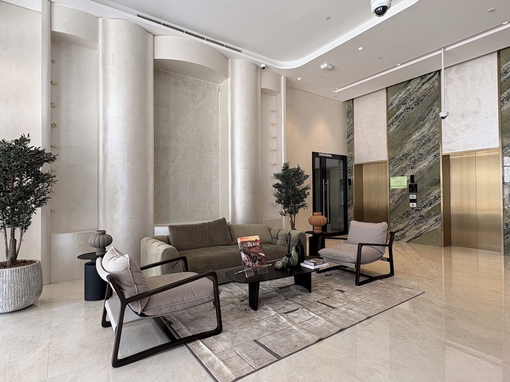 Bloomfields Deluxe Studio Azizi Riviera — 4-Star Luxury Hotel in Dubai, United Arab Emirates