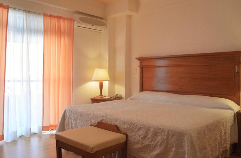 Hotel Lagos Inn — Lagos De Moreno — photo 4