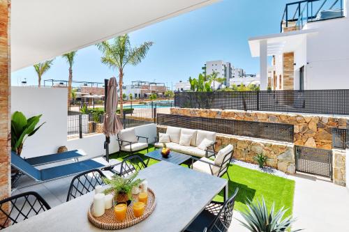 Sunshine — hotel in Pilar De La Horadada