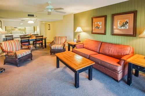 Sand Pebble Resort - photo 4