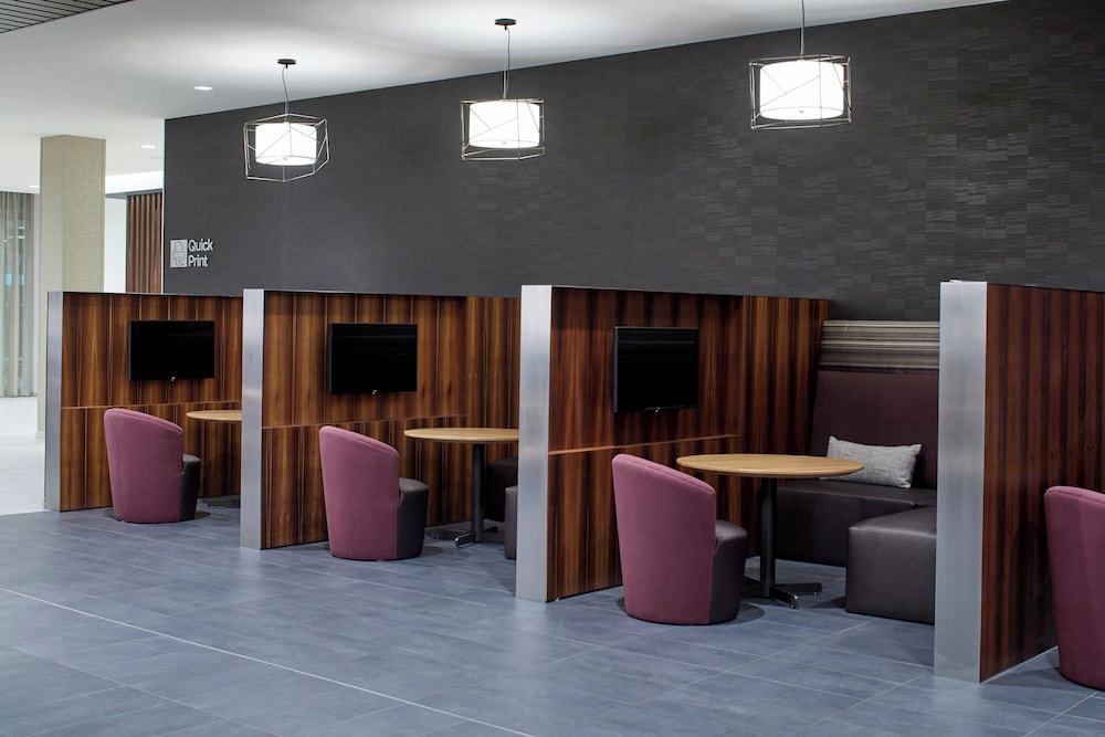 Courtyard by Marriott Albany Airport - photo 23