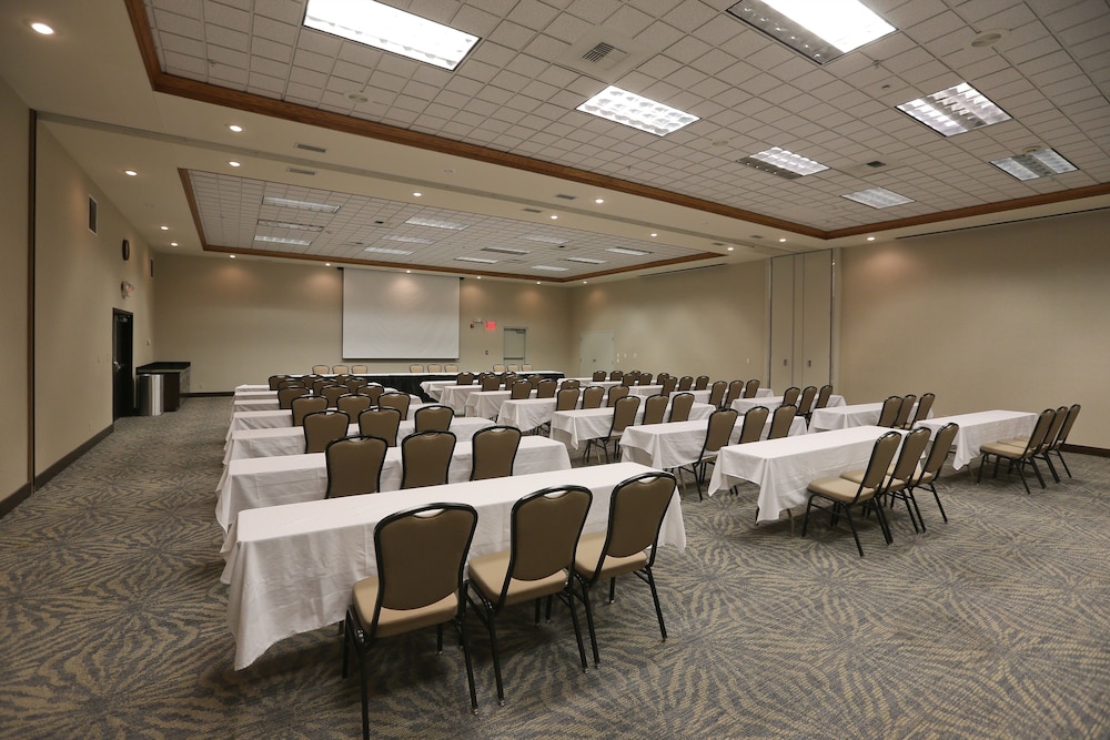 Hampton Inn Billings - photo 28