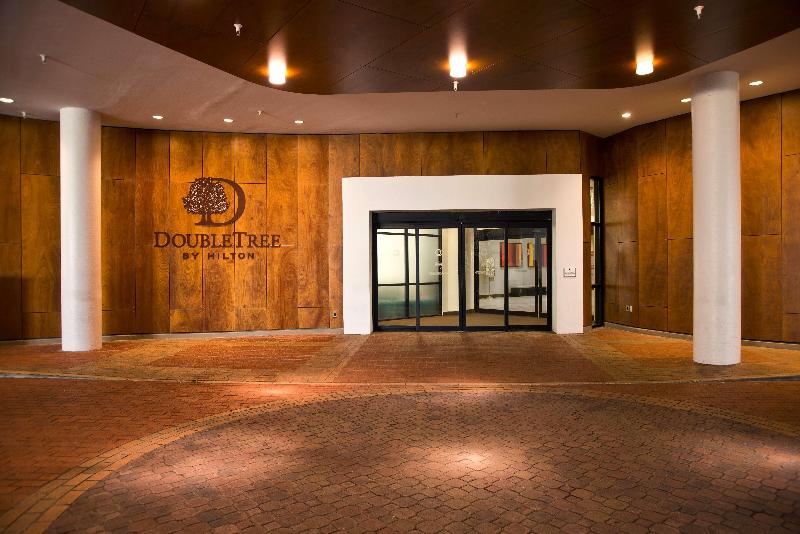 DoubleTree by Hilton Washington DC Crystal City - photo 10