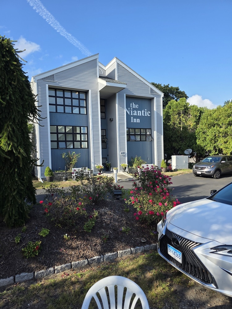The Niantic Inn - photo 33