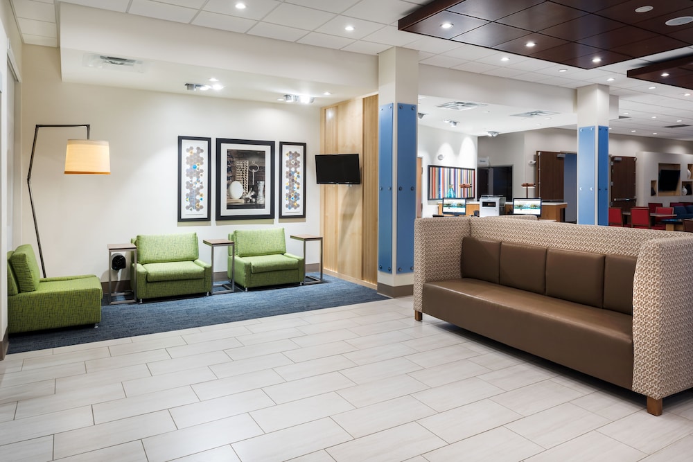 Holiday Inn Express & Suites St. Louis Chesterfield by IHG - photo 45