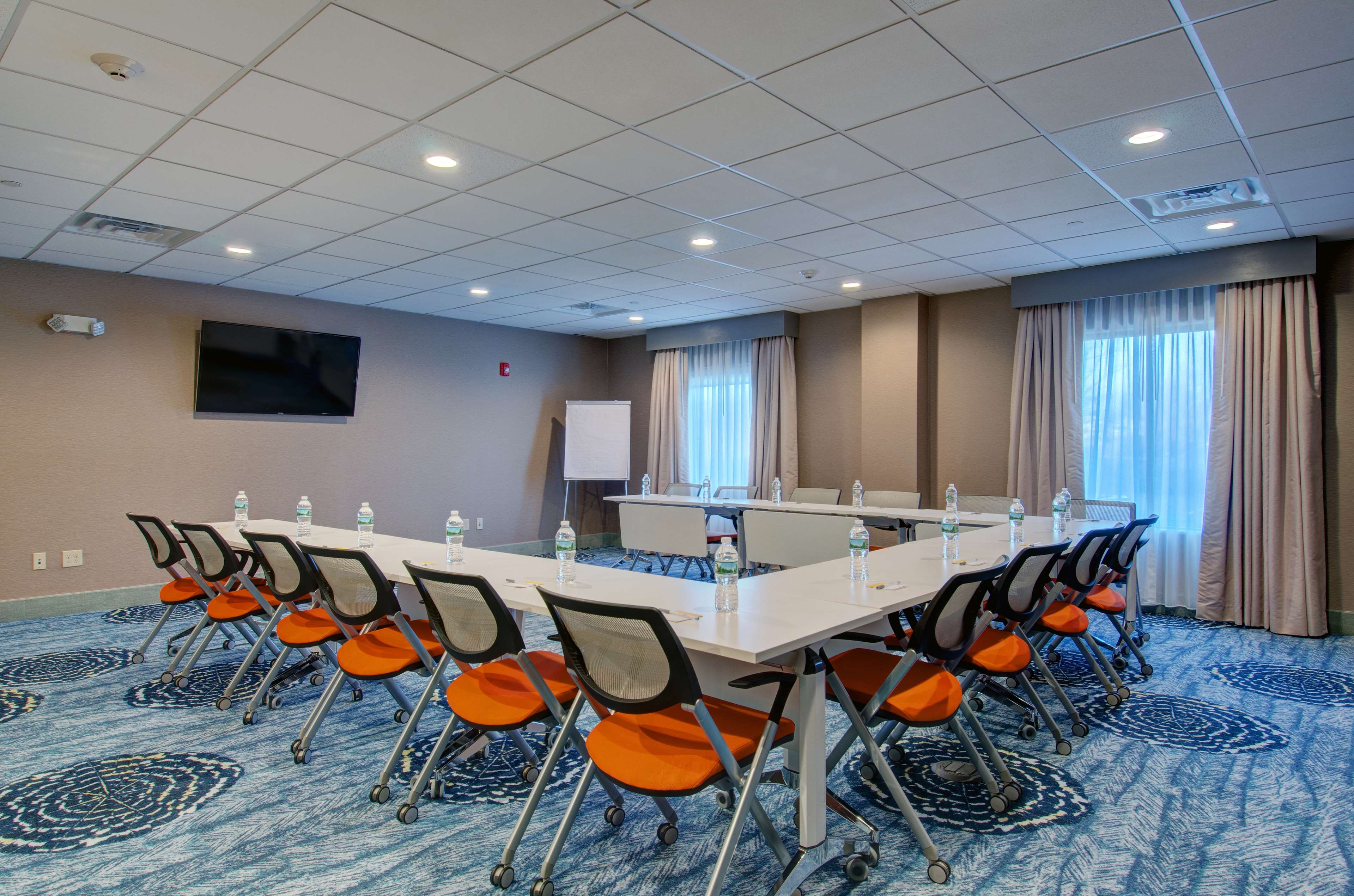 Hampton Inn & Suites Boston Stoughton - photo 19