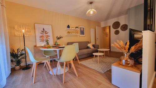 T2 Quartier Mermoz 2 Places de Parking Privees — hotel in Pamiers
