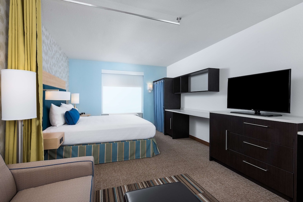 Home2 Suites by Hilton Ft. Lauderdale Airport Cruise Port - photo 13