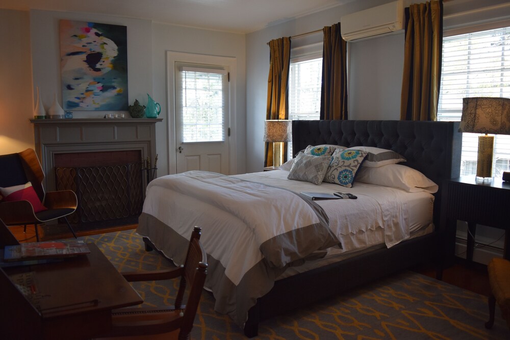 The Applewood Manor - photo 32