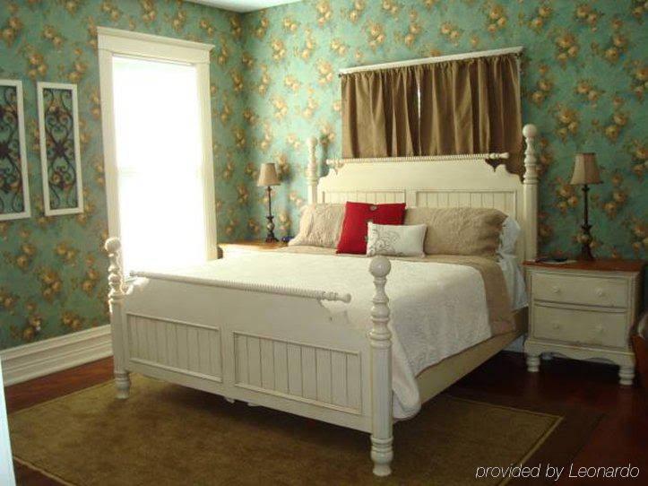 Wellington Place Inn - photo 4