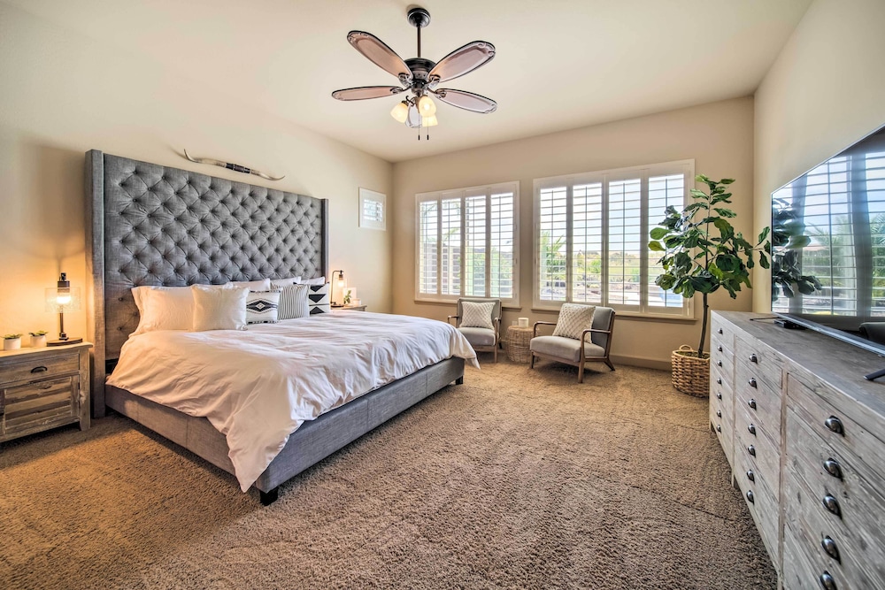 Resort Style Pool and Spa Upscale Goodyear Home - photo 4