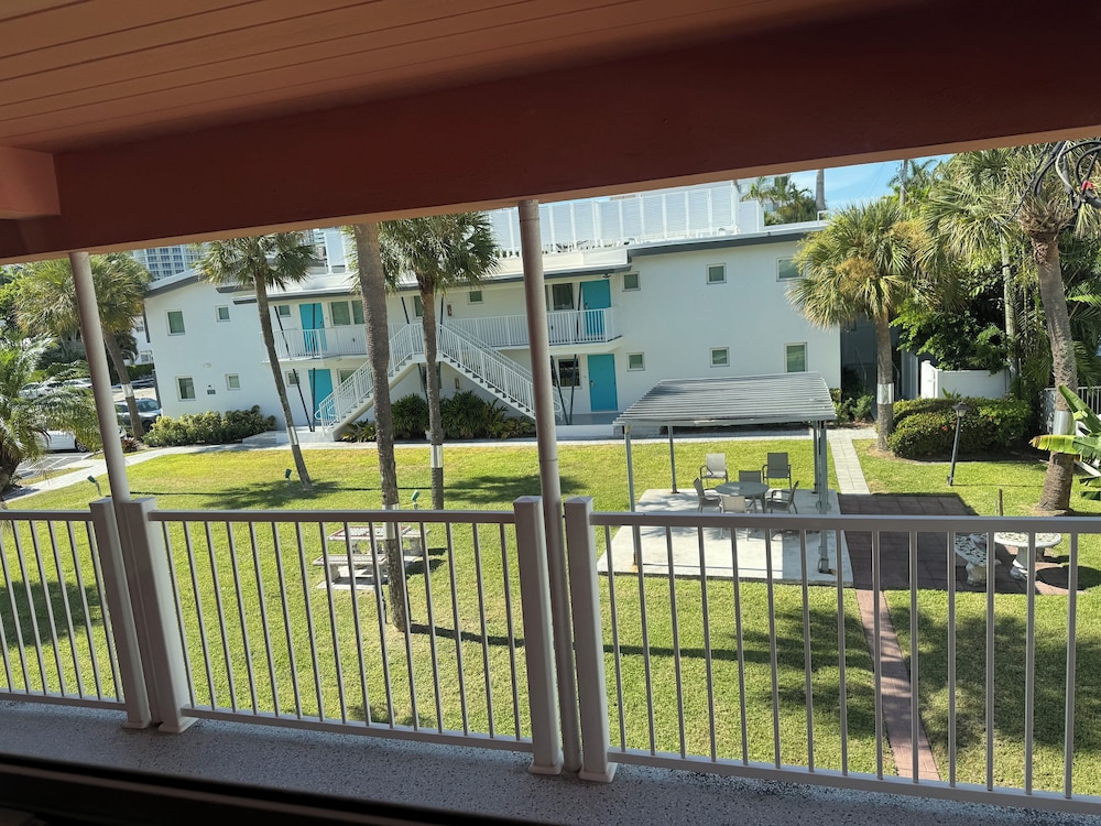 Rolo Beach Hotel - photo 110
