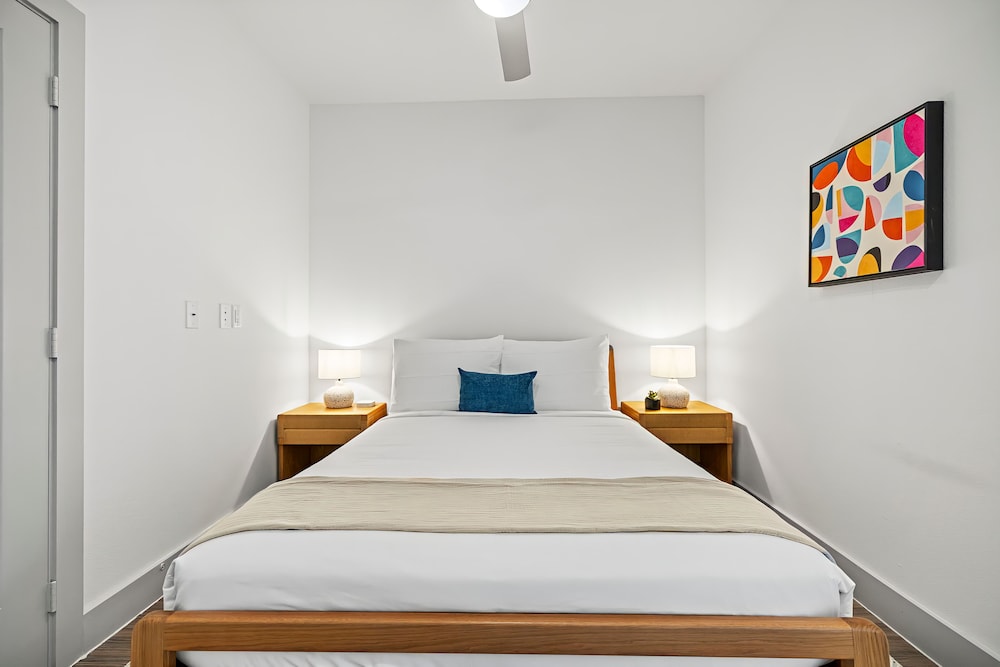 Placemakr Downtown Austin - photo 36