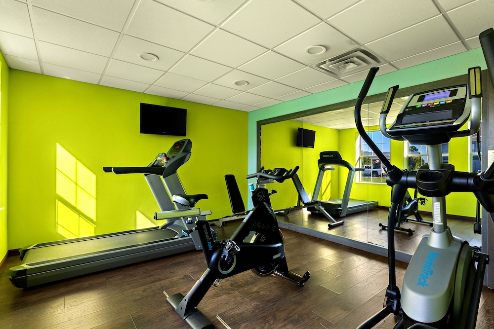 SureStay Plus Hotel by Best Western Tulsa East - photo 24