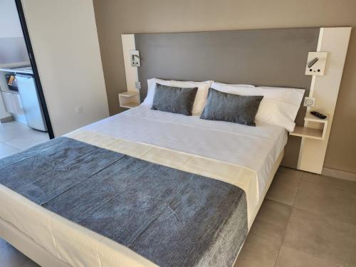 Jasmin Garden in Saint-Laurent-Du-Maroni, French Guiana