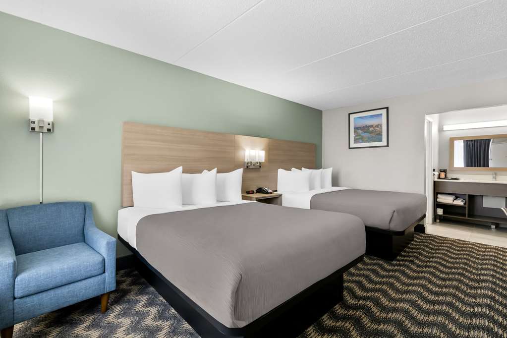 Quality Inn Nashville Opryland Area - photo 25