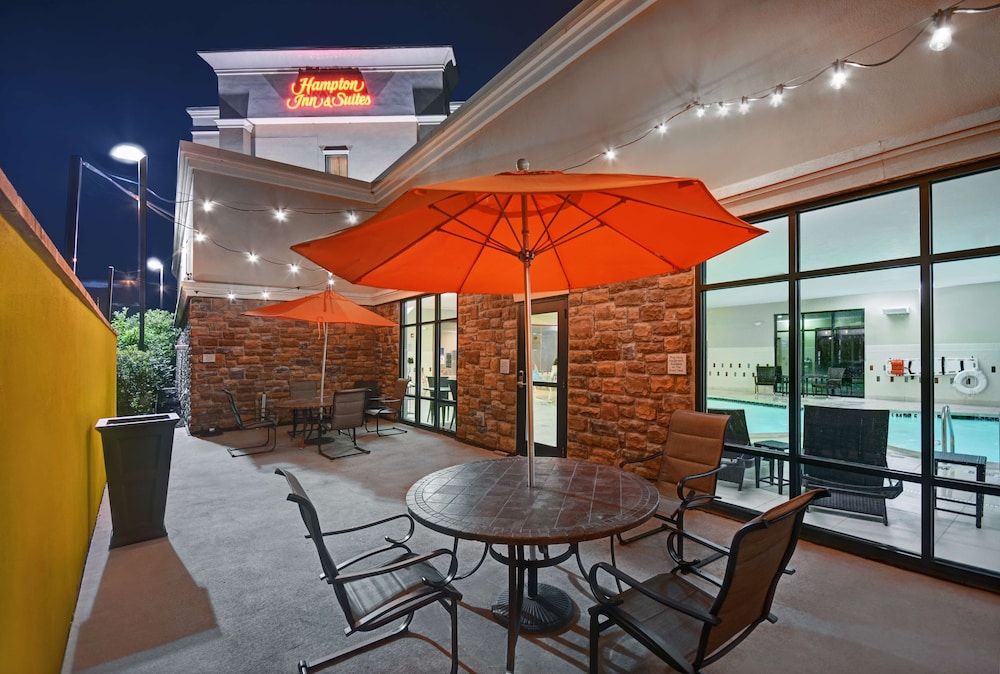 Hampton Inn & Suites Robbinsville - photo 46