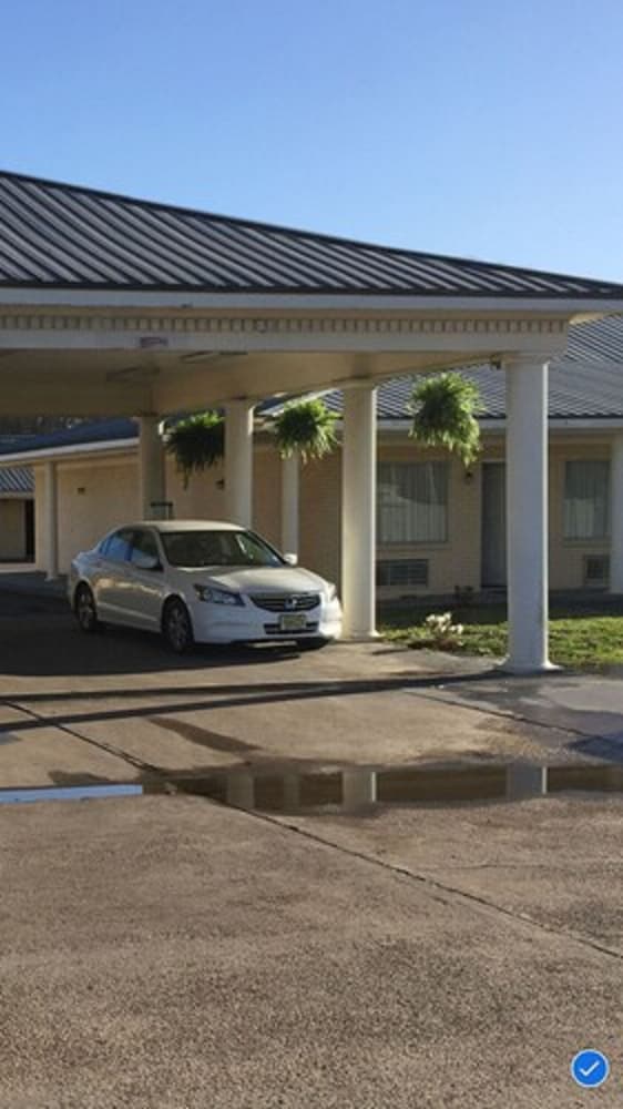 Stay Express Inn & Suites Demopolis - photo 26