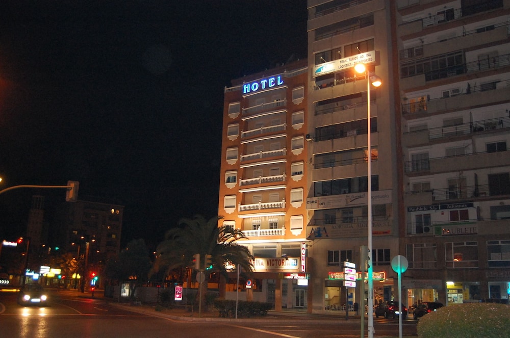 Hotel Marina Victoria in Algeciras, Spain