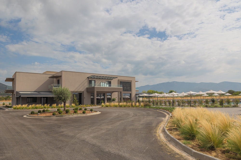 Shizen Wellness Hotel in Drama, Greece