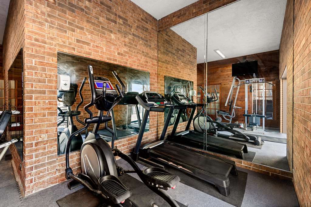 Suburban Studios Kansas City Airport North - photo 27