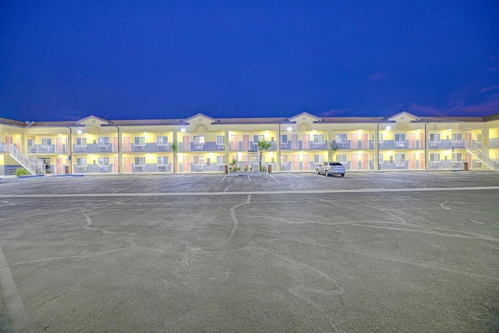 Welcome Inn San Bernardino Colton - photo 18