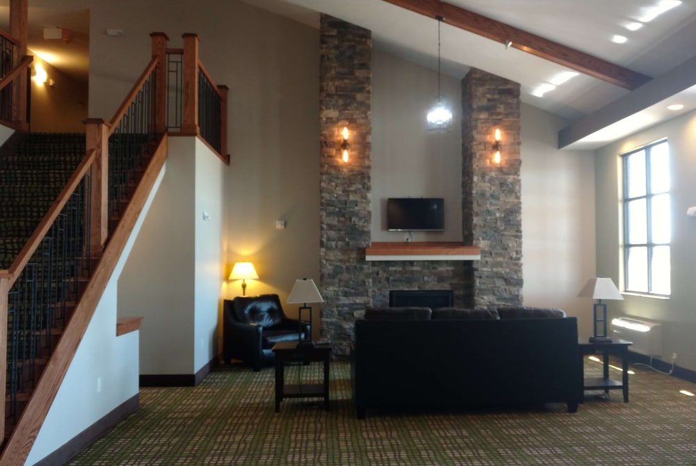 Baymont by Wyndham Oacoma - photo 2