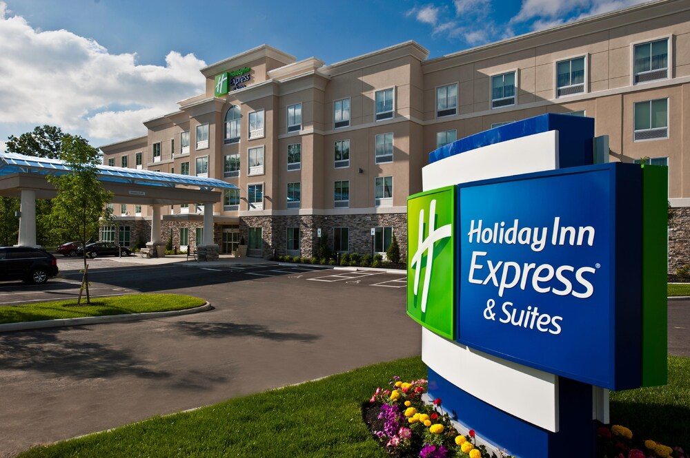 Holiday Inn Express & Suites Columbus Easton Area by IHG