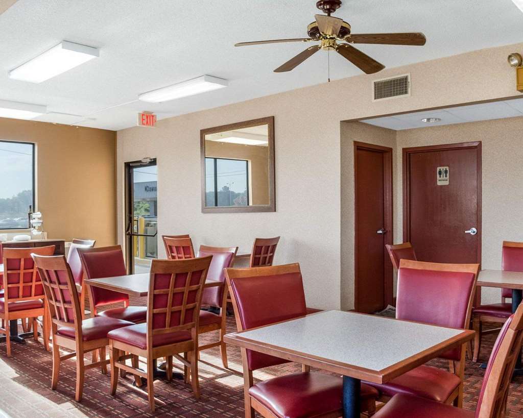 Econo Lodge Greenville MS - photo 20