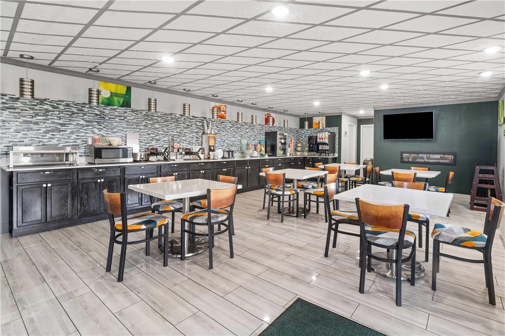 Quality Inn Forrest City I 40 - photo 43