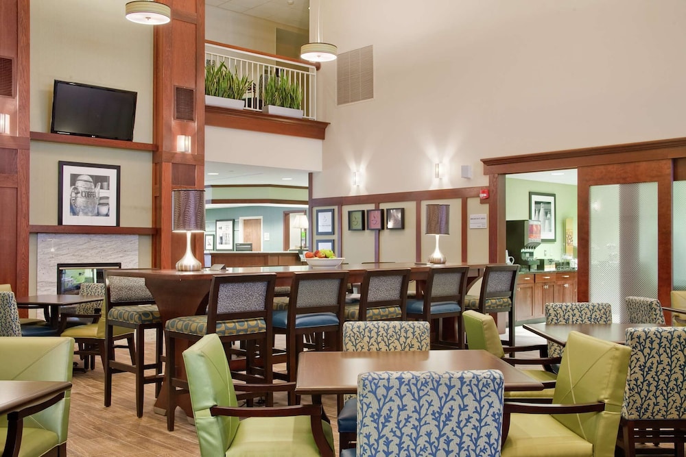 Hampton Inn & Suites Providence Warwick Airport - photo 38