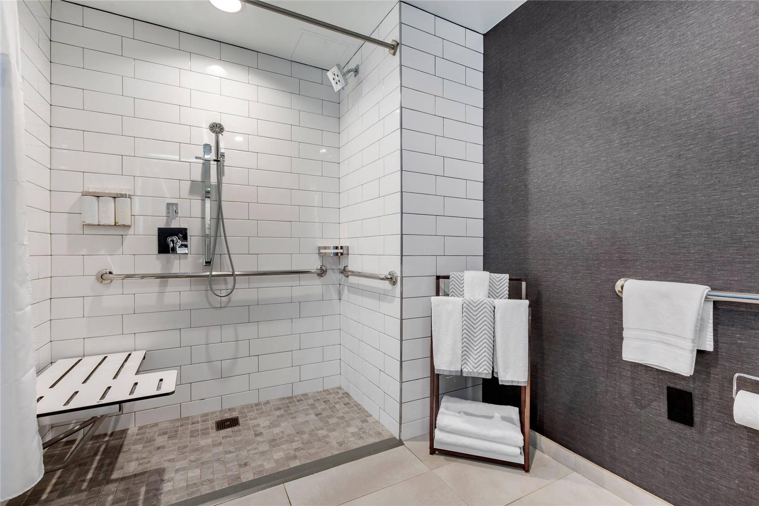 Cambria Hotel LAX - photo 19